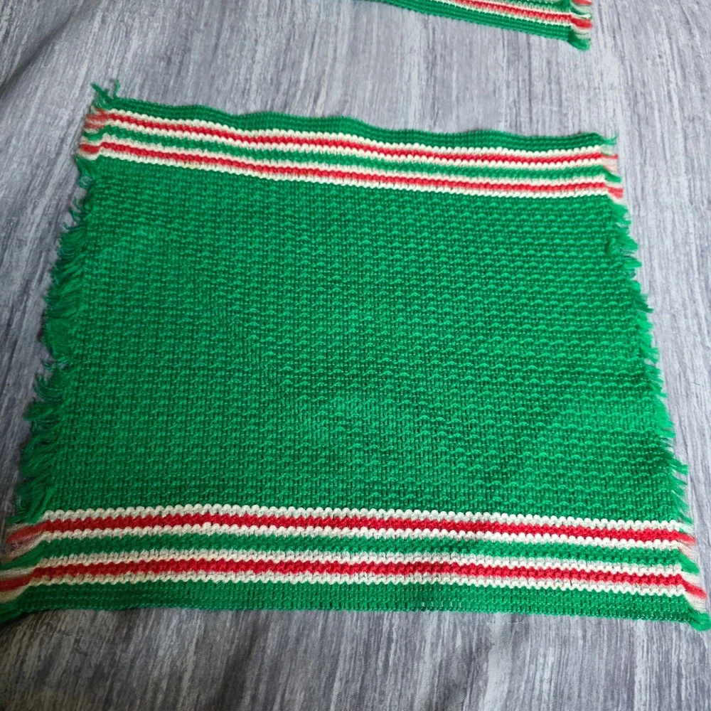 Hand Knitted‎ Green Red White Stripe Placemats x4 Christmas Holiday